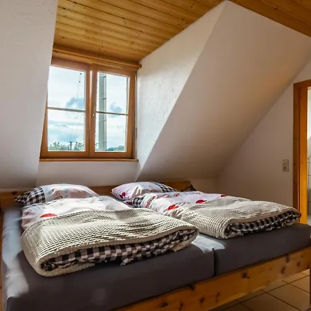 Ferienwohnung In Laendlicher Lage Meckenbeuren Exterior photo